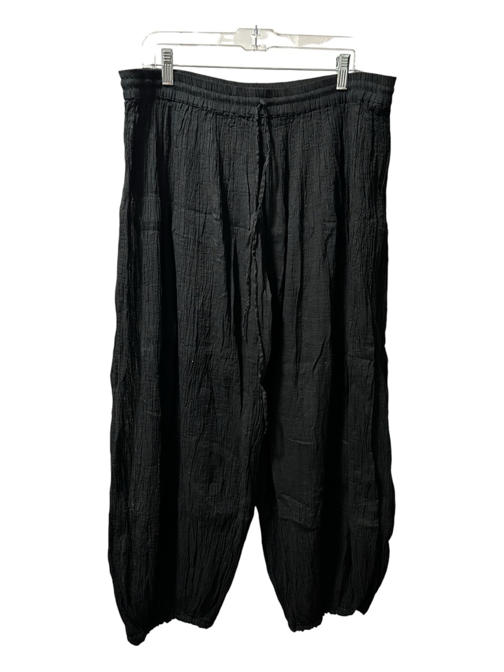 Relaxed-Fit Harem Crinkle Drawstring Pants
